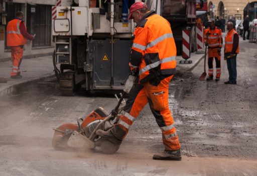 Bauarbeiter auf einer Baustelle