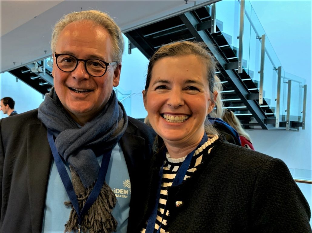 Projektleiter Prof. Dr. med. Peter Kolominsky-Rabas und Nadja Limmer von der Fachstelle für Demenz und Pflege Niederbayern in Landshut.